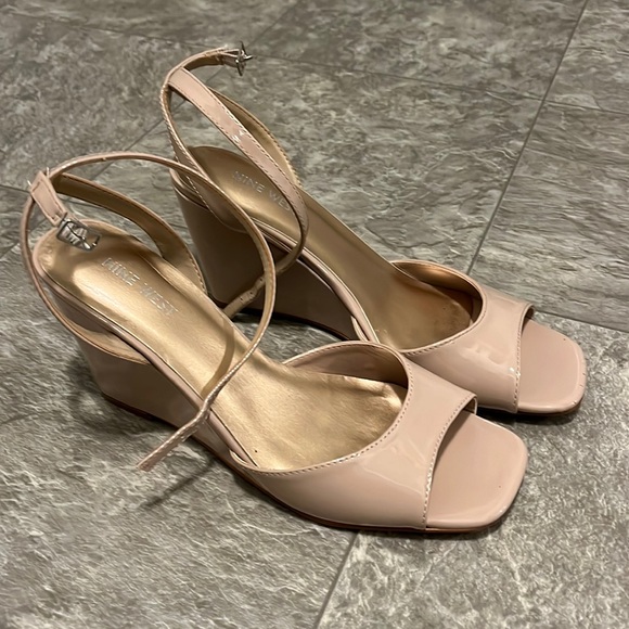 Nine West Shoes Nine West Nude Wedge Opentoe Pumps Poshmark
